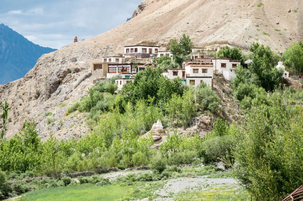 Nonnerie Changchup Choling à Zangla au Zanskar, avec école pour filles et anciennes peintures murales